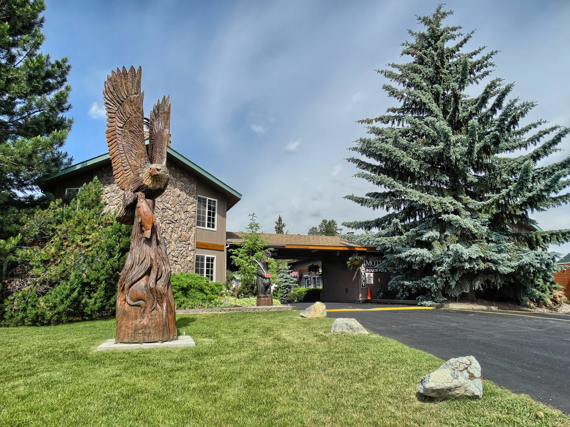 Chalet Inn Whitefish Exterior photo